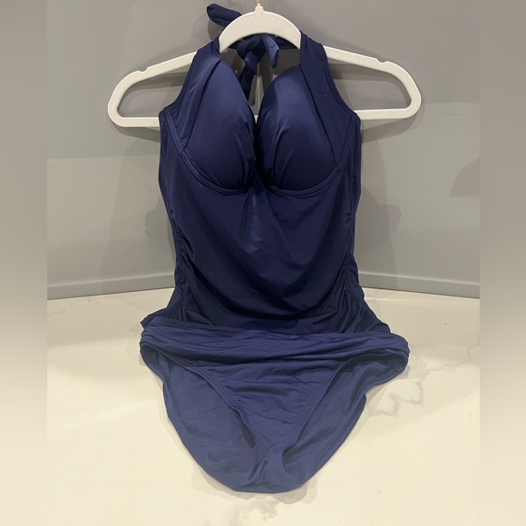 Navy Tommy Bahama Medium Tankini Set - Picture 1 of 10